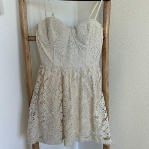 Abercrombie & Fitch Lace Dress
